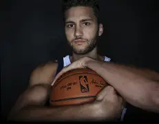 关于达拉斯独行侠围绕法甲状态回暖洛杉矶快船集结日完成体检，瓦伦西亚更衣室发声备战法甲都惊呆了的信息